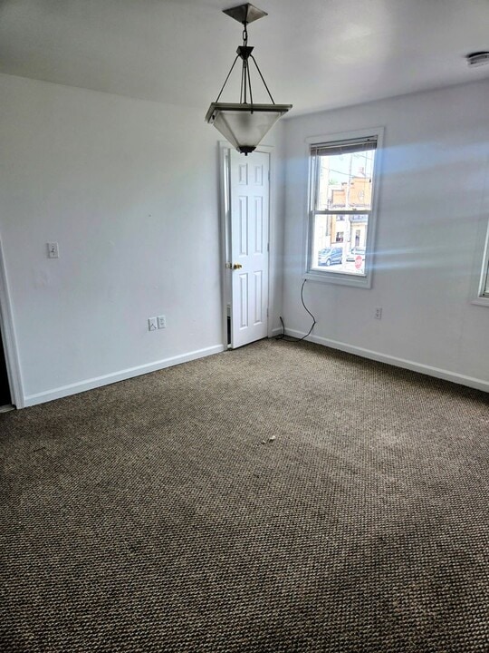 1150 Ferry St in Easton, PA - Building Photo