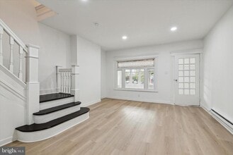 5803 W Thompson St in Philadelphia, PA - Building Photo - Building Photo