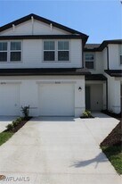 4254 Canova Ct in North Fort Myers, FL - Building Photo