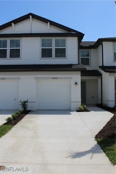 4254 Canova Ct in North Fort Myers, FL - Building Photo
