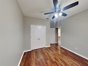 203 Cool Meadows Ln in Red Oak, TX - Building Photo - Building Photo
