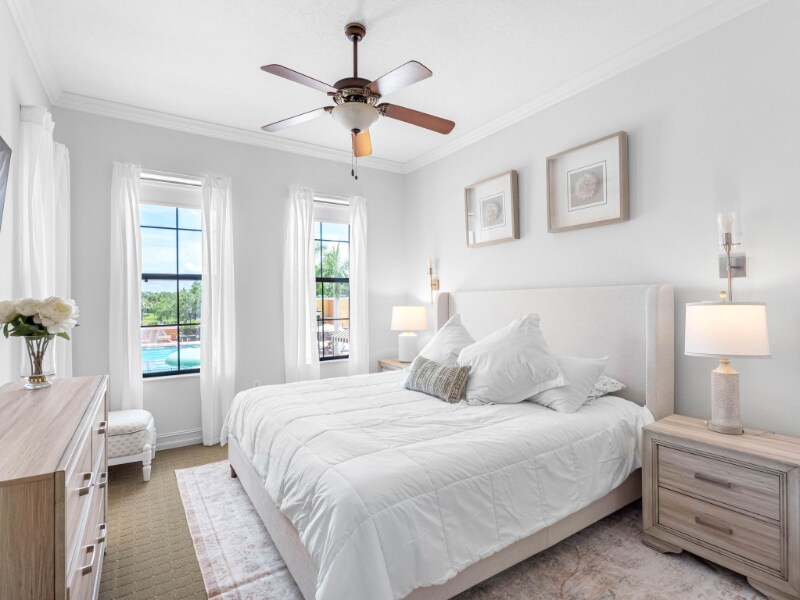 13941 Clubhouse Dr in Tampa, FL - Building Photo
