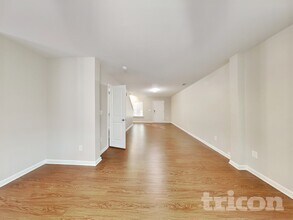 2640 Cider Ridge Rd in Dallas, NC - Building Photo - Building Photo