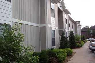 Blue Ridge Court Apartments in Kansas City, MO - Building Photo - Building Photo