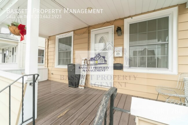 61 Lamson St in West Haven, CT - Building Photo - Building Photo