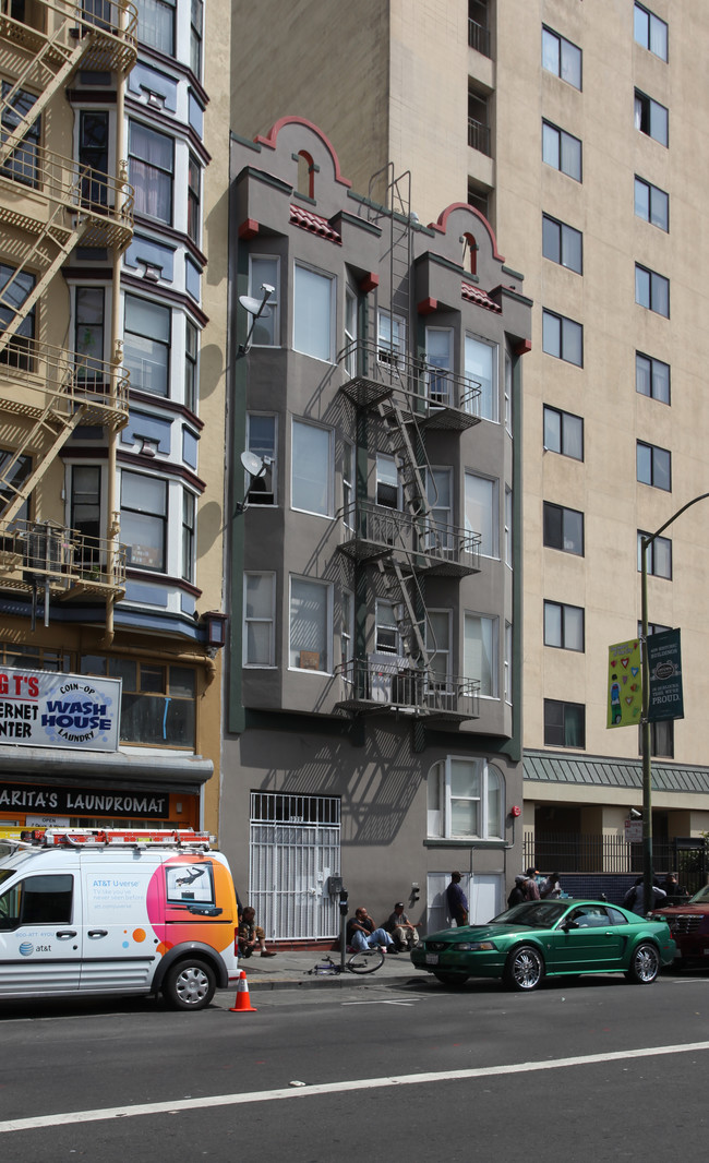 Verona Apartments in San Francisco, CA - Foto de edificio - Building Photo