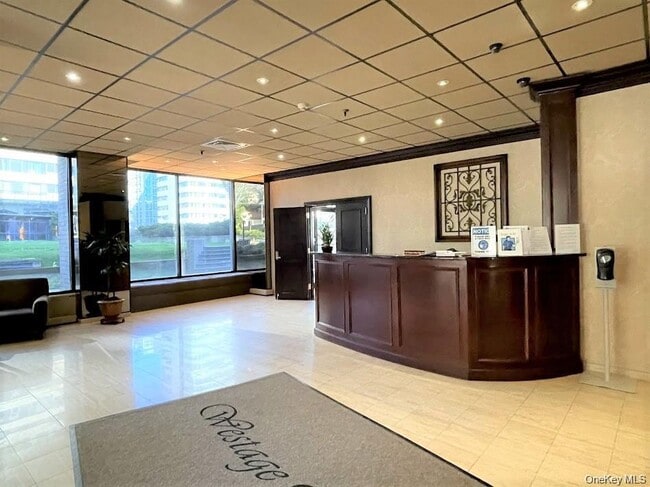 25 Rockledge Ave in White Plains, NY - Building Photo - Building Photo