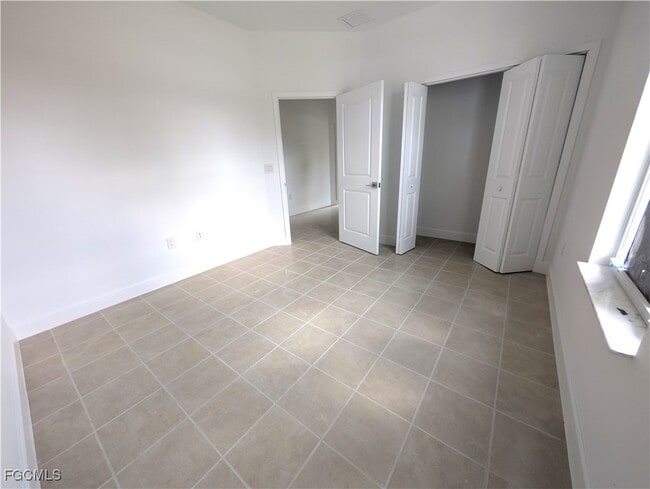 property at 1103 Harold Ave S