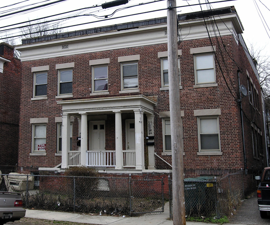 316-322 Bond St in Bridgeport, CT - Building Photo