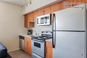 4302 7th Ave NE in Seattle, WA - Foto de edificio - Building Photo