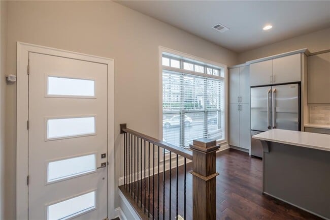 4216 Deming Cir in Sandy Springs, GA - Building Photo - Building Photo