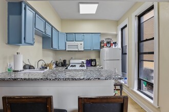 2242 N Halsted St in Chicago, IL - Building Photo - Building Photo