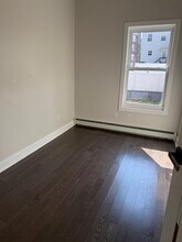 331.5 Webster Ave in Jersey City, NJ - Building Photo - Building Photo
