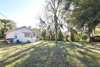 1015 Martin St in DeLand, FL - Building Photo - Building Photo