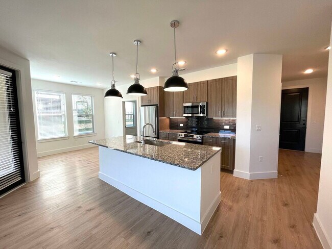 2425 Central Expy in Melissa, TX - Building Photo - Building Photo