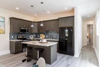 21570 Birch Canyon Way in Santa Clarita, CA - Building Photo - Building Photo