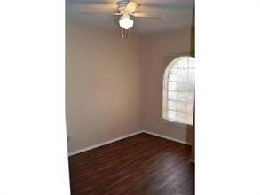 518 Billie Ruth Ln in Hurst, TX - Building Photo - Building Photo