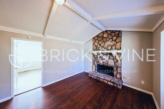 3155 Sleepy Hollow Dr in Birmingham, AL - Building Photo - Building Photo