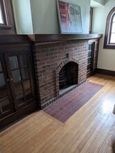 2858-2858 N Maryland Ave in Milwaukee, WI - Building Photo - Building Photo