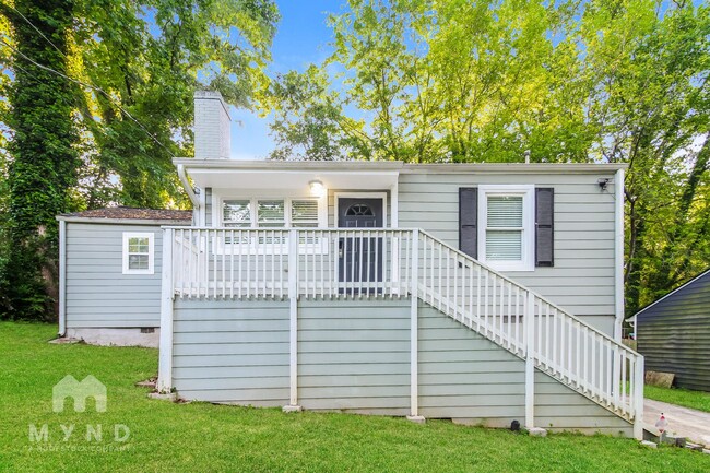 property at 2912 Akron St