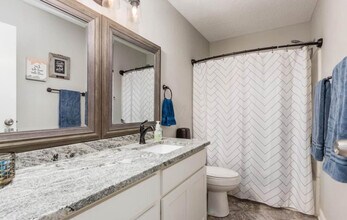 1552 Jupiter Ave in Hilliard, OH - Building Photo - Building Photo