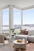 555 W 38th St in New York, NY - Building Photo - Building Photo