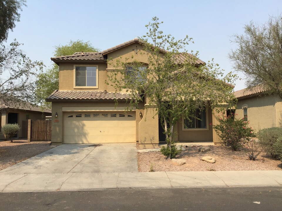 7825 S 73rd Ln in Phoenix, AZ - Building Photo