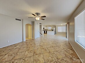 5548 W Southgate Ave in Phoenix, AZ - Building Photo - Building Photo
