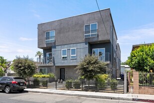 5653 Fair Ave in North Hollywood, CA - Building Photo