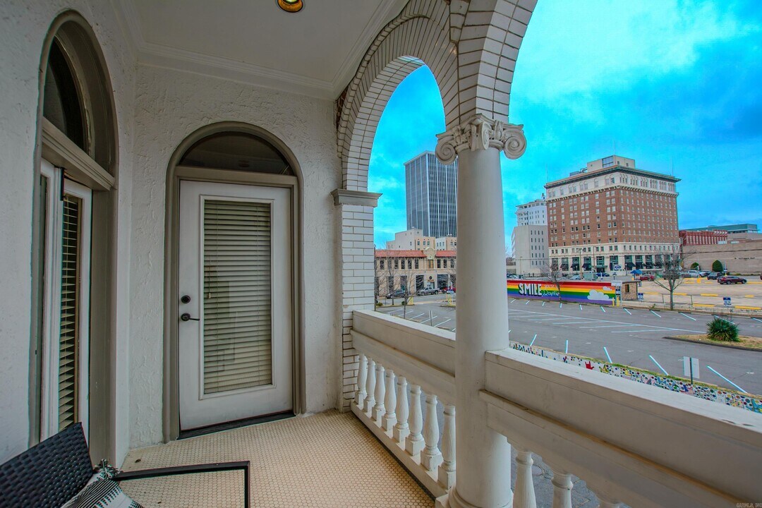 612 Center St in Little Rock, AR - Building Photo