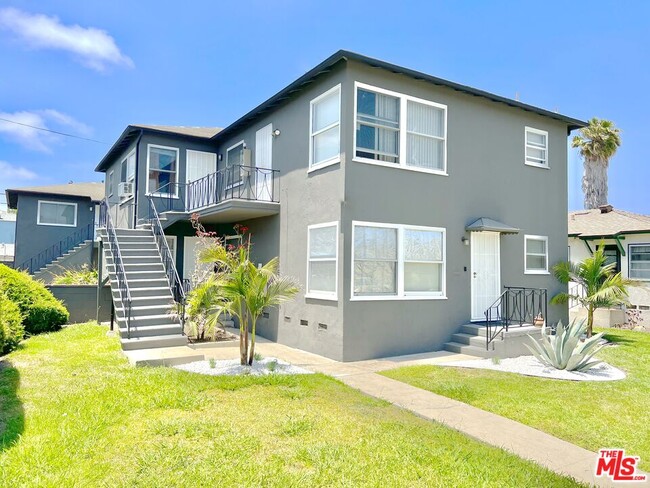 8819 Reading Ave in Los Angeles, CA - Building Photo - Building Photo