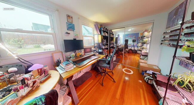 5 Clyde St, Unit 1 in Somerville, MA - Building Photo - Building Photo