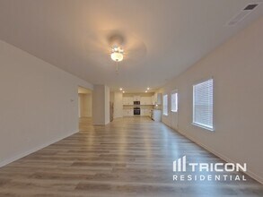 1013 Claas Wy in Locust Grove, GA - Building Photo - Building Photo