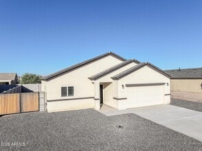 14534 S Diablo Rd in Arizona City, AZ - Building Photo - Building Photo