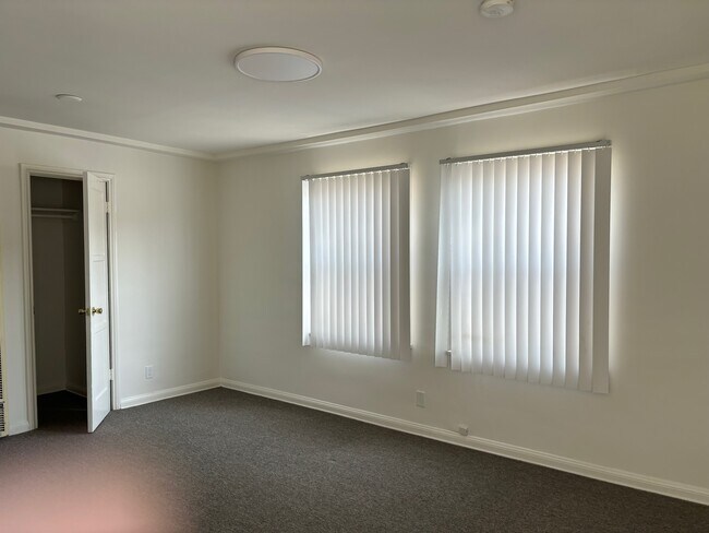 2523 S Sepulveda Blvd in Los Angeles, CA - Building Photo - Building Photo