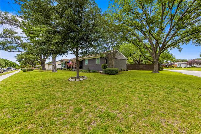 10508 Cromwell Dr in Dallas, TX - Building Photo - Building Photo