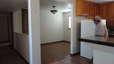 4 Sunset Pl in Roswell, NM - Building Photo - Building Photo