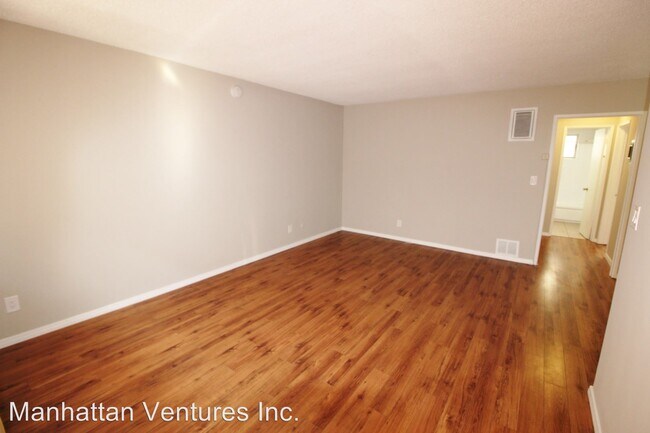 455 W Dryden St in Glendale, CA - Foto de edificio - Building Photo