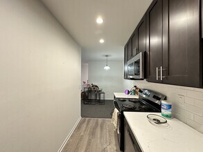 520 W Aldine Ave in Chicago, IL - Building Photo - Building Photo