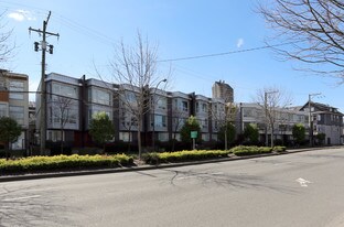Behemia in Vancouver, BC - Building Photo