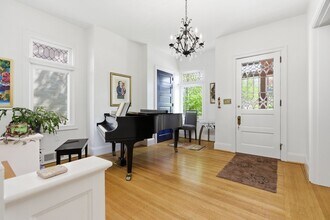 1524 Murray Ave in Pittsburgh, PA - Building Photo - Building Photo