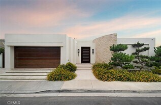 1523 Dolphin Terrace in Newport Beach, CA - Building Photo