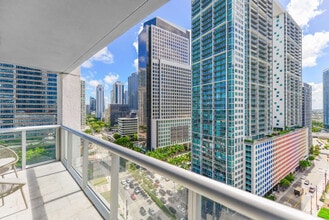 485 Brickell Ave in Miami, FL - Building Photo - Building Photo