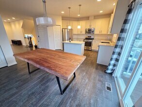 4449 Monroe Ct in Naperville, IL - Building Photo - Building Photo