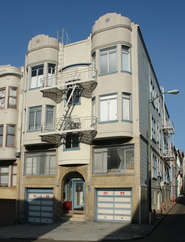 550-556 Union St in San Francisco, CA - Building Photo - Building Photo