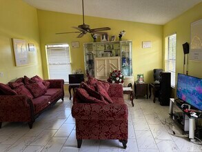 4255 Willow Pond Cir in West Palm Beach, FL - Building Photo - Building Photo