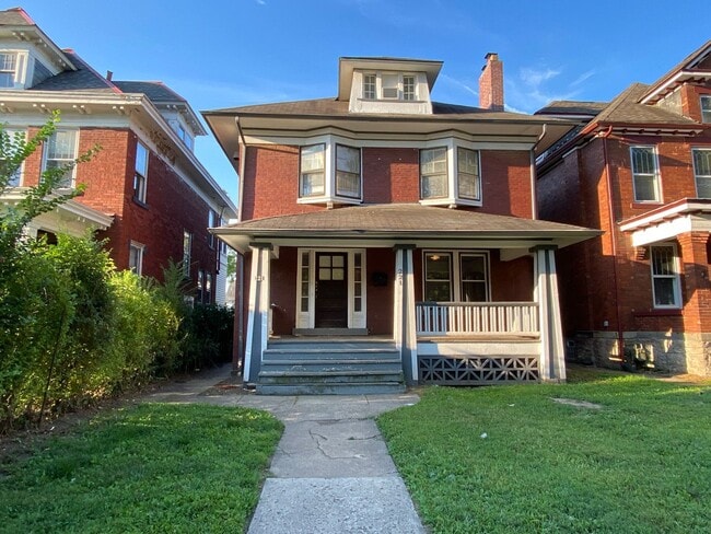 property at 221 E 16th Ave