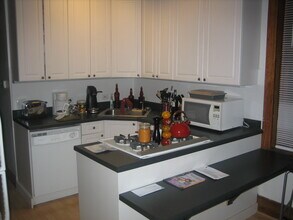 3212 N Clifton Ave in Chicago, IL - Foto de edificio - Building Photo