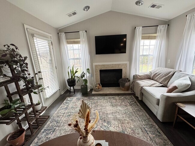4158 Berkeley Ave in Canton, MI - Foto de edificio - Building Photo