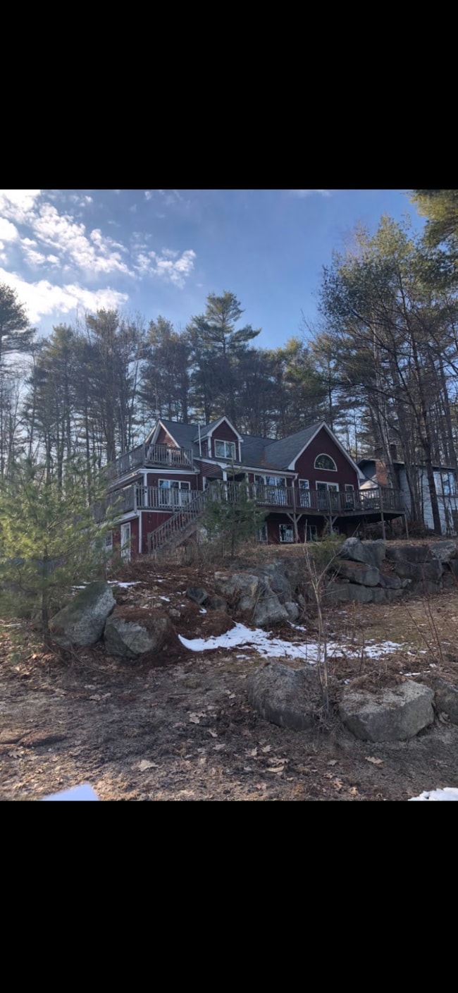 property at 43 Mayberry Rd